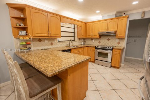 House in Southwest Ranches, Florida 5 bedrooms, 256.97 sq.m. № 2036510 - photo 9