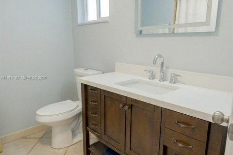 House in Southwest Ranches, Florida 5 bedrooms, 256.97 sq.m. № 2036510 - photo 21