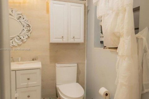 House in Southwest Ranches, Florida 5 bedrooms, 256.97 sq.m. № 2036510 - photo 28