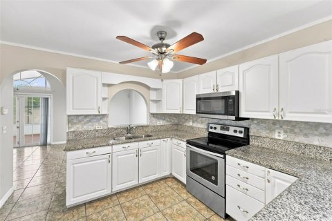 Casa en venta en Kissimmee, Florida, 4 dormitorios, 155.89 m2 № 2295372 - foto 7