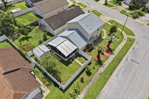 Casa en venta en Kissimmee, Florida, 4 dormitorios, 155.89 m2 № 2295372 - foto 28