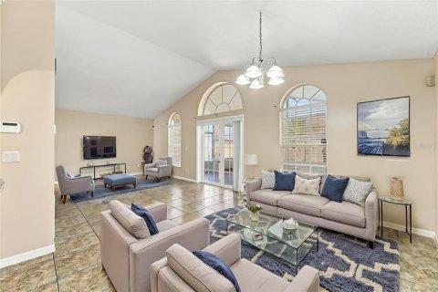 Casa en venta en Kissimmee, Florida, 4 dormitorios, 155.89 m2 № 2295372 - foto 3