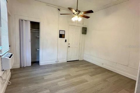 Купить коммерческую недвижимость в Юстис, Флорида 329.43м2, № 1368228 - фото 12