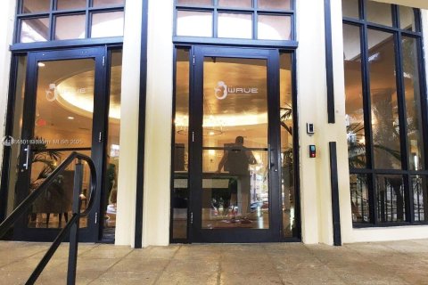 Condo in Hollywood, Florida, 2 bedrooms  № 2021601 - photo 3