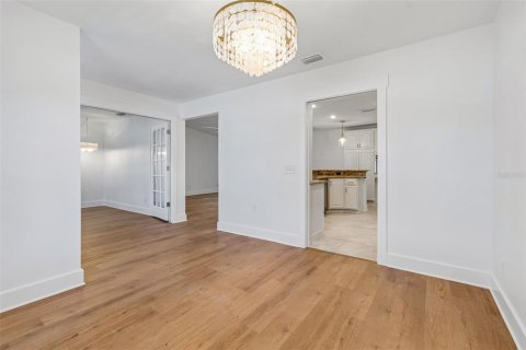 Купить виллу или дом в Тампа, Флорида 6 комнат, 201.13м2, № 2230115 - фото 8