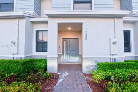 Touwnhouse à louer à Florida City, Floride: 3 chambres, 128.21 m2 № 2076425 - photo 25