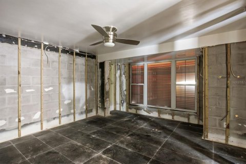 Villa ou maison à vendre à Treasure Island, Floride: 4 chambres, 214.33 m2 № 2308602 - photo 21