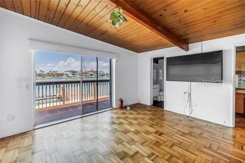 Villa ou maison à vendre à Treasure Island, Floride: 4 chambres, 214.33 m2 № 2308602 - photo 12