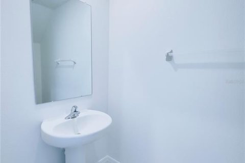 Villa ou maison à louer à San Antonio, Floride: 5 chambres, 221.94 m2 № 2410366 - photo 10