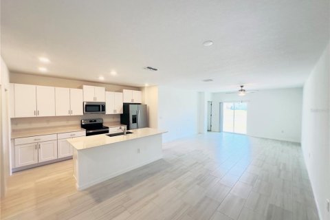 Villa ou maison à louer à San Antonio, Floride: 5 chambres, 221.94 m2 № 2410366 - photo 30