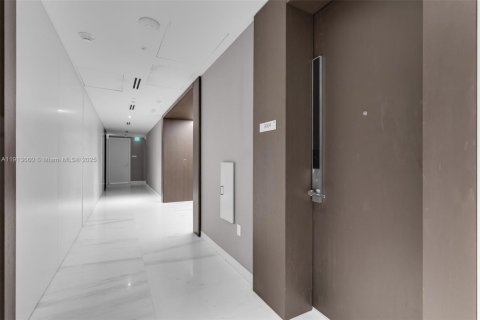 Copropriété à vendre à Miami, Floride: 2 chambres, 133.5 m2 № 1968998 - photo 28