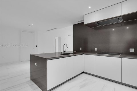 Copropriété à vendre à Miami, Floride: 2 chambres, 133.5 m2 № 1968998 - photo 4