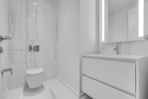 Copropriété à vendre à Miami, Floride: 2 chambres, 133.5 m2 № 1968998 - photo 22