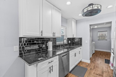 Villa ou maison à vendre à Oldsmar, Floride: 2 chambres, 98.85 m2 № 2347766 - photo 16
