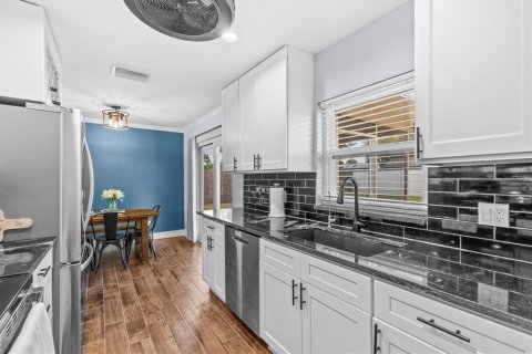 Villa ou maison à vendre à Oldsmar, Floride: 2 chambres, 98.85 m2 № 2347766 - photo 18
