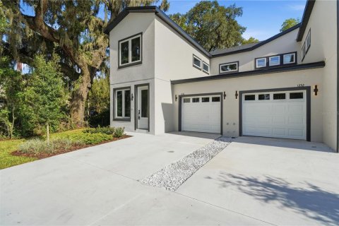 Duplex in Orlando, Florida 3 bedrooms, 146.41 sq.m. № 2197547 - photo 3