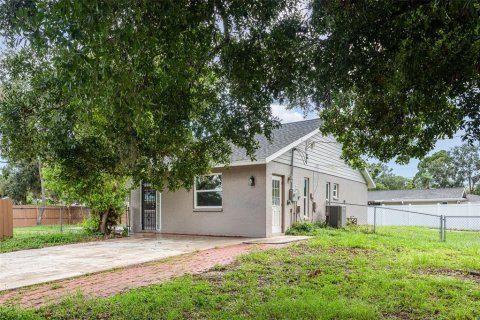 Casa en venta en Sarasota, Florida, 3 dormitorios, 121.52 m2 № 1803502 - foto 2