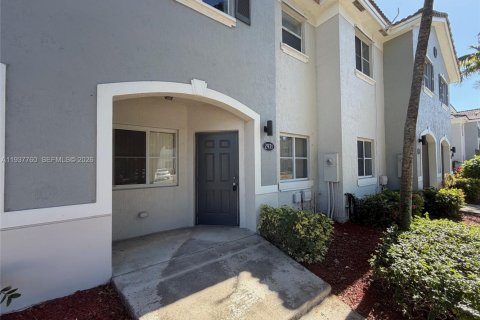 Снять в аренду таунхаус в Хомстед, Флорида 2 спальни, 108.32м2, № 1995414 - фото 28