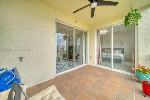 Condo in Doral, Florida, 3 bedrooms  № 1863568 - photo 29
