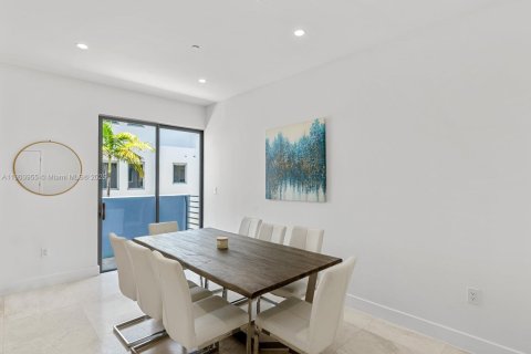 Touwnhouse à louer à Miami Beach, Floride: 4 chambres, 249.16 m2 № 1955312 - photo 7