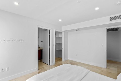 Touwnhouse à louer à Miami Beach, Floride: 4 chambres, 249.16 m2 № 1955312 - photo 24