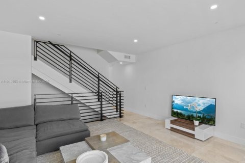 Touwnhouse à louer à Miami Beach, Floride: 4 chambres, 249.16 m2 № 1955312 - photo 19