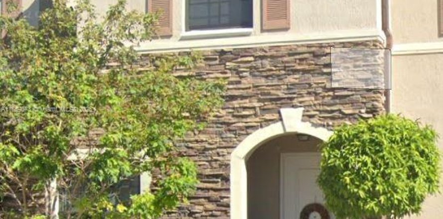 Touwnhouse à Miami, Floride 3 chambres, 139.91 m2 № 1889202