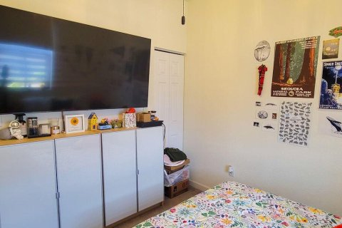Adosado en venta en Hialeah, Florida, 3 dormitorios, 127.83 m2 № 2085074 - foto 26