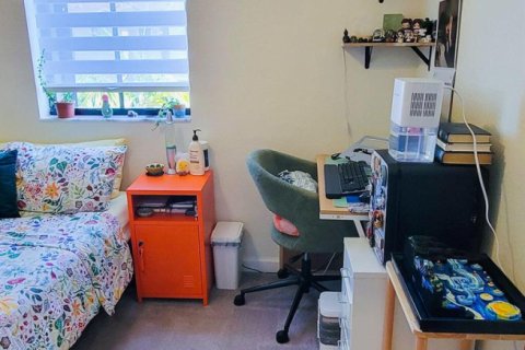 Adosado en venta en Hialeah, Florida, 3 dormitorios, 127.83 m2 № 2085074 - foto 20