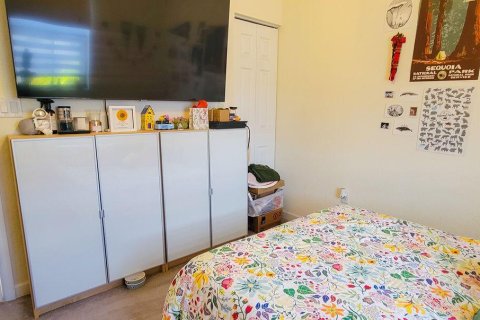 Adosado en venta en Hialeah, Florida, 3 dormitorios, 127.83 m2 № 2085074 - foto 25