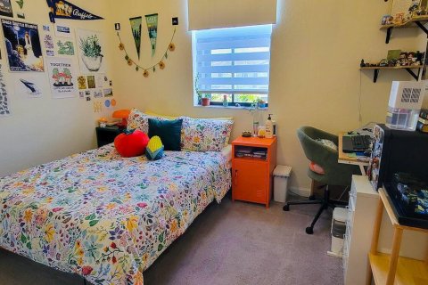 Adosado en venta en Hialeah, Florida, 3 dormitorios, 127.83 m2 № 2085074 - foto 16