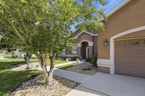 Casa en venta en Palm Coast, Florida, 4 dormitorios, 241.55 m2 № 2223661 - foto 6