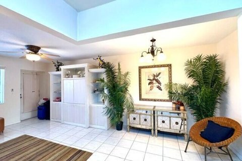 Condo in West Palm Beach, Florida, 1 bedroom  № 2240465 - photo 10
