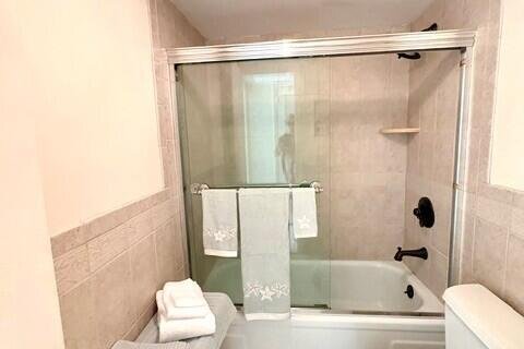 Condo in West Palm Beach, Florida, 1 bedroom  № 2240465 - photo 25