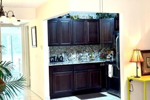 Condo in West Palm Beach, Florida, 1 bedroom  № 2240465 - photo 3