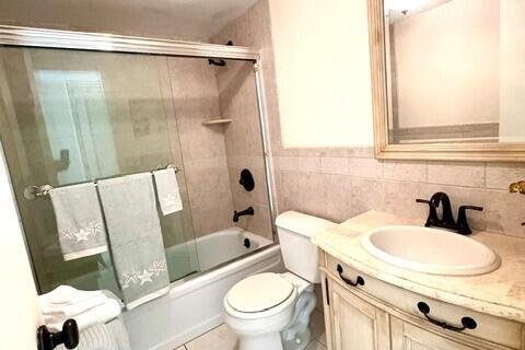 Condo in West Palm Beach, Florida, 1 bedroom  № 2240465 - photo 24
