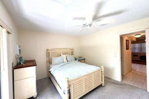 Condo in West Palm Beach, Florida, 1 bedroom  № 2240465 - photo 19