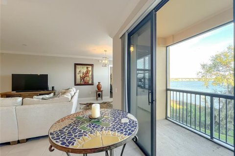 Condo in Montverde, Florida, 3 bedrooms № 2104259 - photo 10