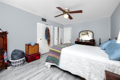 Condominio en venta en Saint Petersburg, Florida, 2 dormitorios, 116.59 m2 № 1804050 - foto 30