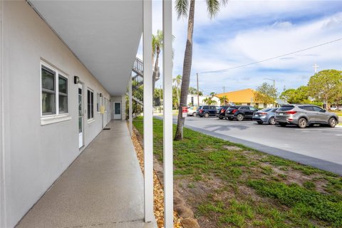 Condominio en venta en Saint Petersburg, Florida, 2 dormitorios, 116.59 m2 № 1804050 - foto 10
