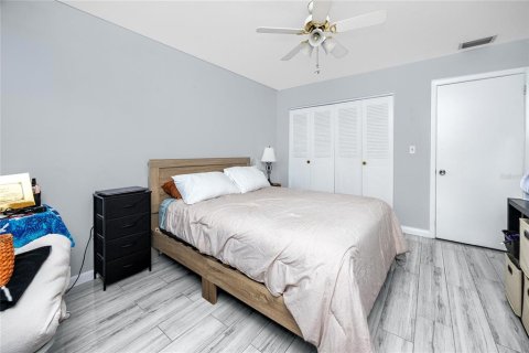 Condominio en venta en Saint Petersburg, Florida, 2 dormitorios, 116.59 m2 № 1804050 - foto 25