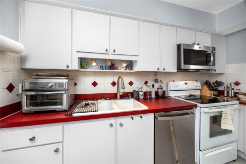 Condominio en venta en Saint Petersburg, Florida, 2 dormitorios, 116.59 m2 № 1804050 - foto 20
