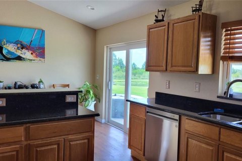 House in Okeechobee, Florida 2 bedrooms, 133.87 sq.m. № 1736896 - photo 18