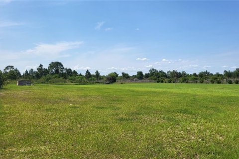 House in Okeechobee, Florida 2 bedrooms, 133.87 sq.m. № 1736896 - photo 30