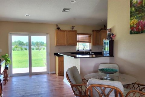 House in Okeechobee, Florida 2 bedrooms, 133.87 sq.m. № 1736896 - photo 15