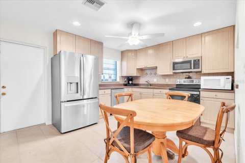 Villa ou maison à vendre à Punta Gorda, Floride: 3 chambres, 128.58 m2 № 2214001 - photo 9