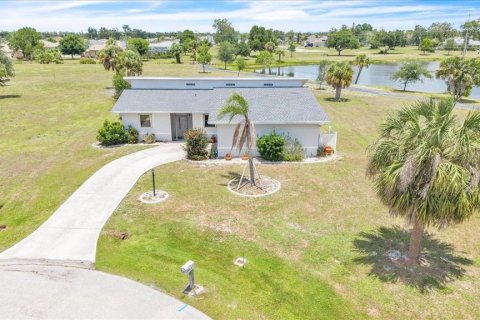 Villa ou maison à vendre à Punta Gorda, Floride: 3 chambres, 128.58 m2 № 2214001 - photo 29