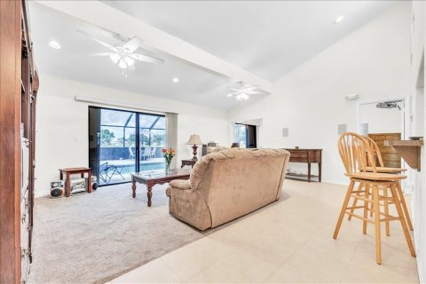 Villa ou maison à vendre à Punta Gorda, Floride: 3 chambres, 128.58 m2 № 2214001 - photo 5