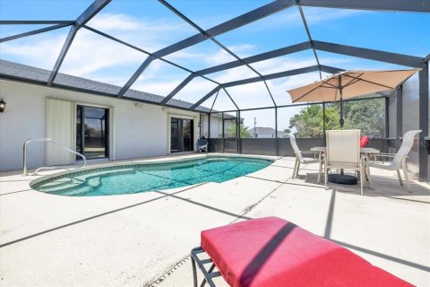 Villa ou maison à vendre à Punta Gorda, Floride: 3 chambres, 128.58 m2 № 2214001 - photo 25
