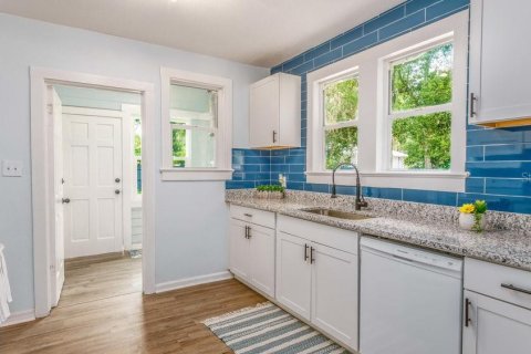 Villa ou maison à vendre à DeLand, Floride: 3 chambres, 125.42 m2 № 2095335 - photo 6